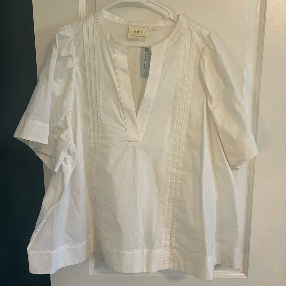 White short sleeve blouse